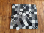Tapis d'éveil sensoriel bébé, noir et blanc 70, 100 ou 130 cm
