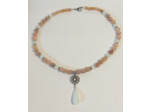 Collier en pierre de lune/opale blanche mandala