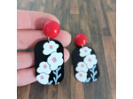 B.O. noir/rouge fleurs blanches