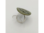 Bague nacrée vert gravée