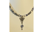 Collier en sodalite celtique