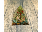Pyramide orgonite n°7    5x5cm