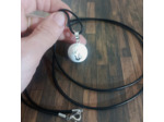 Bola de grossesse noir empreintes de mains de bébé