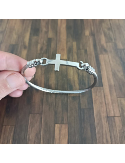 Bracelet homme croix en acier inoxydable