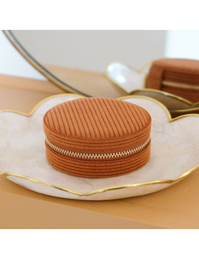 Maison Scarlett Boîte à Bijoux De Voyage Yvonne En Velours Côtelé Camel