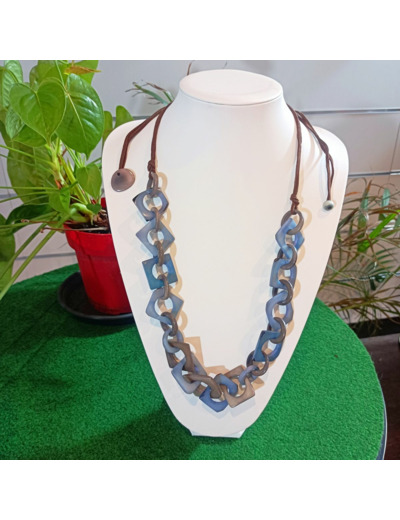 Collier Tina bleu-gris en ivoire végétal