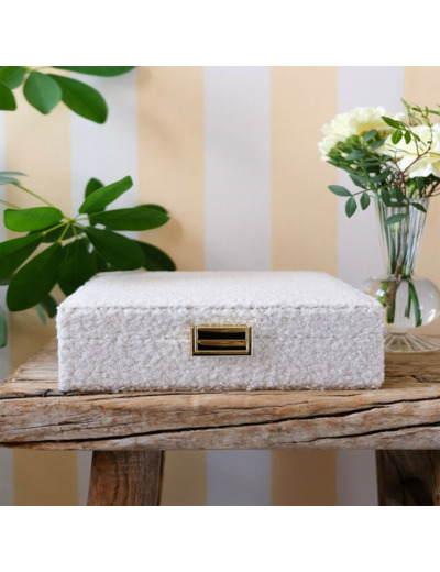Maison Scarlett Anne Boite A Bijoux En Moumoute Blanc