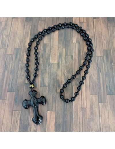 Collier homme perles noires croix