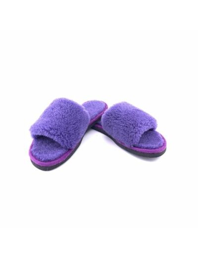 Sandales violettes en peau de mouton