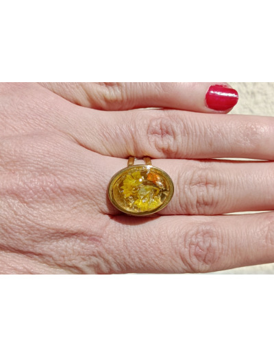 Bague résine ovale doré fleur jaune/orange #18