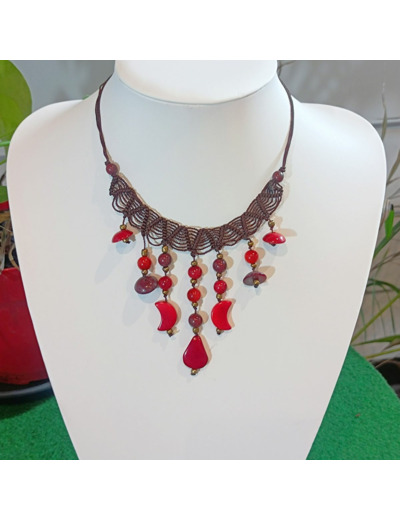 Collier Roxane rouge en ivoire végétal