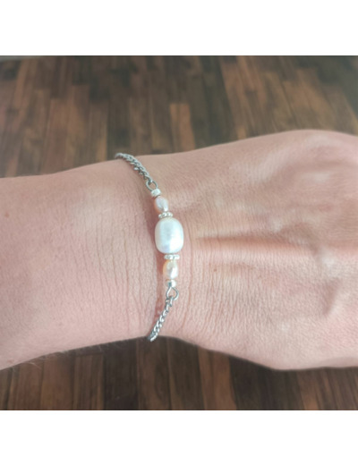 Bracelet perles d'eau douce et acier inoxydable