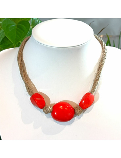 Collier Kuri orange en ivoire végétal