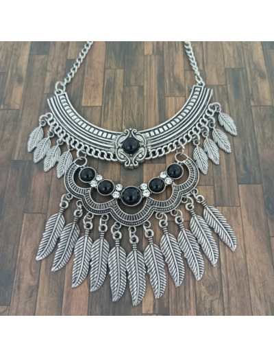 Gros collier plume noir/diam's