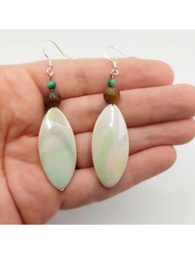 Boucles d'oreilles en perles de nacre blanc/marron/vert