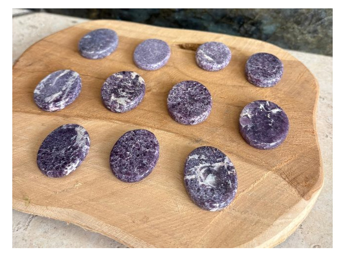 GALET LÉPIDOLITE