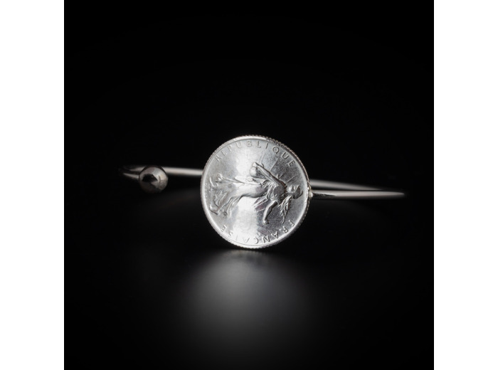 Bracelet jonc ouvert boule et pièce 50 centimes