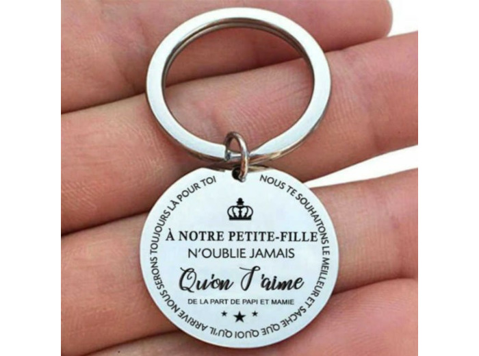 Porte-clés "A notre petite fille" de la part de papi et mamie