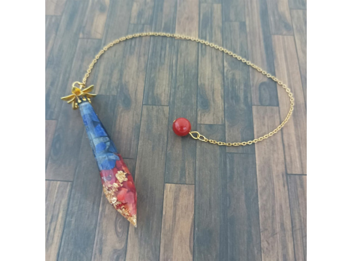 Pendule corail rouge/lapis lazuli/feuilles d'or
