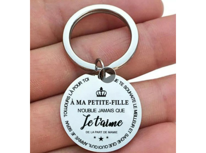 Porte-clés "A ma petite fille" de la part de mamie