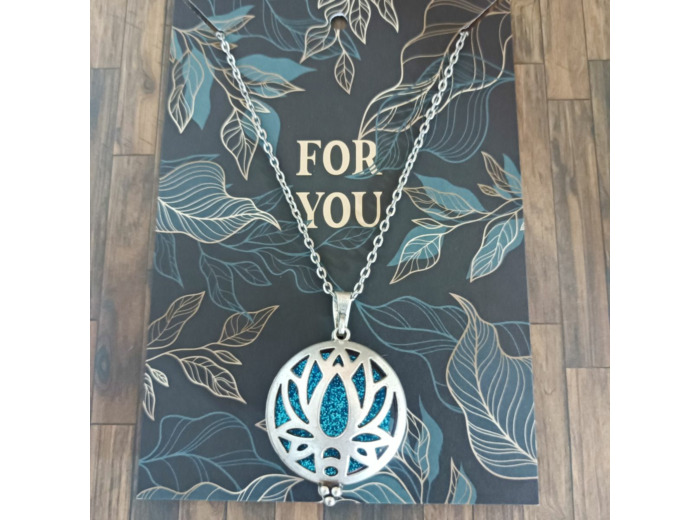 Collier aromathérapie lotus