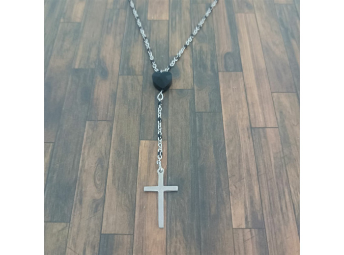 Tour de cou argenté/noir croix