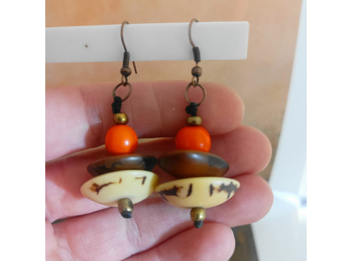 Boucles d'oreilles Gwenahel en ivoire végétal