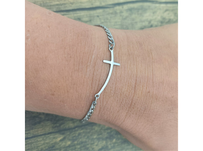 Bracelet- chaîne croix en acier inox