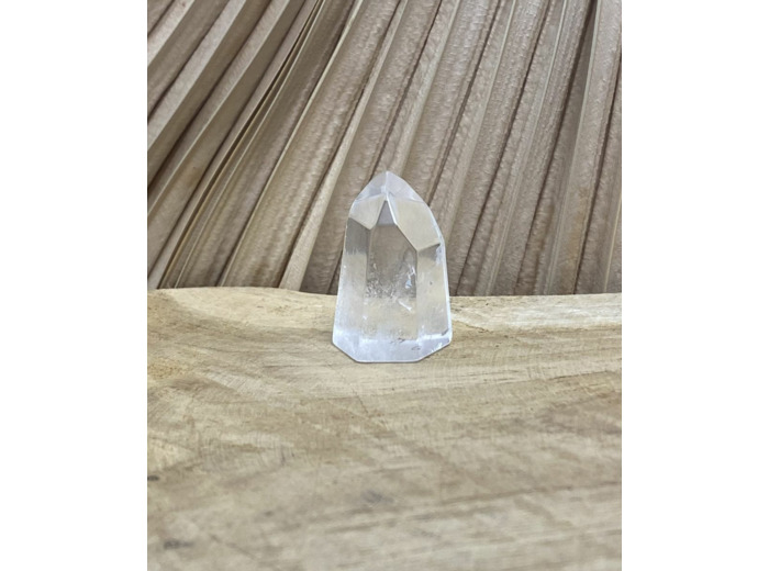 Pointe socle cristal de roche