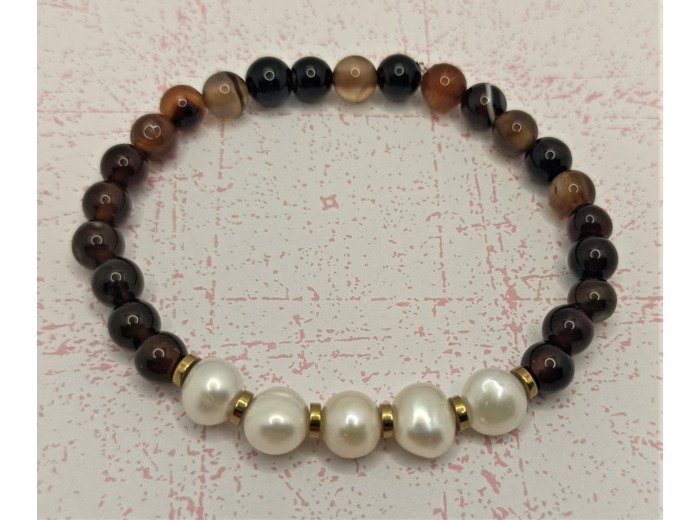 Bracelet en perles d'agate et perles d'eau douce naturelles