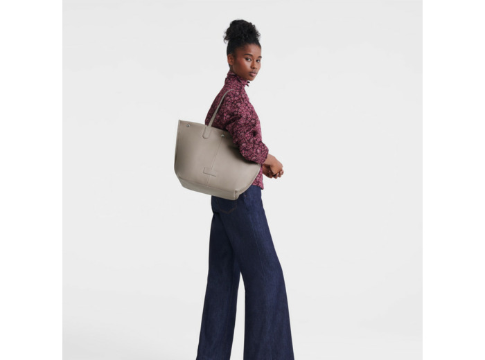 Longchamp Essential Cuir Sac Shopping L Argile