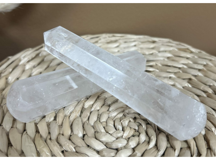 BATON DE MASSAGE EN CRISTAL DE ROCHE