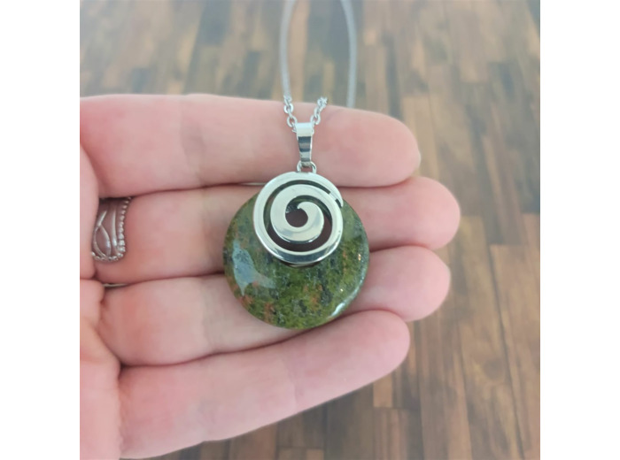 Collier Unakite