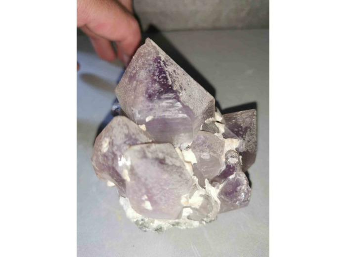 Amethyste brute pointe 286g