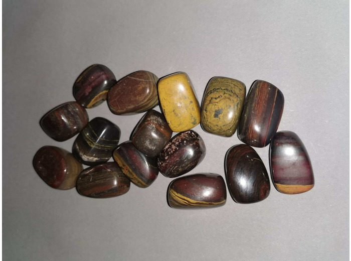 Oeil de fer pierres roulées