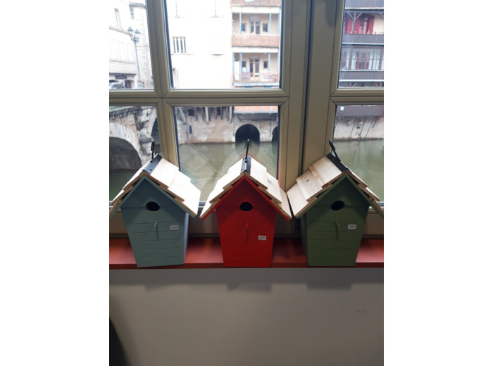 Nichoirs colorés