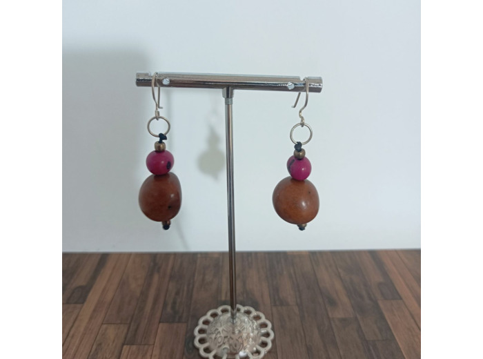Boucles d'oreilles Nina marron-rose en ivoire végétal