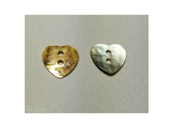 Boutons nacre cœur beige 12 mm