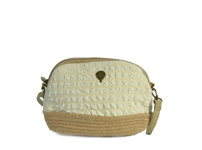 Le Voyage en Panier Gaufrette Sac Trotteur Demi-Lune Ecru