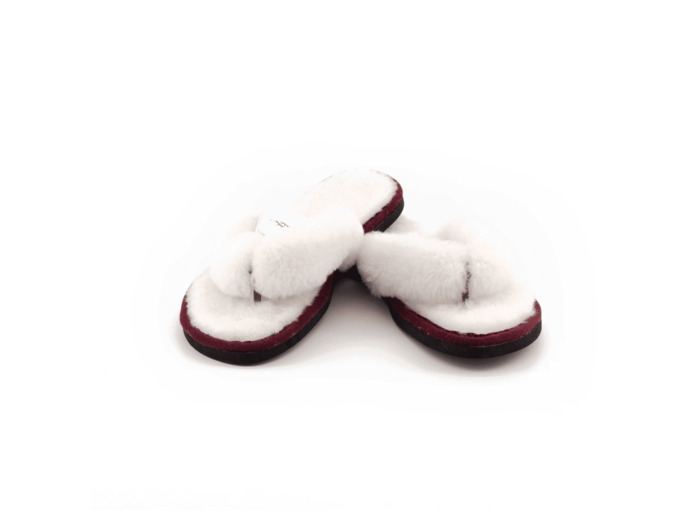 Tongs blanches en peau de mouton
