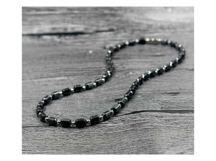 Collier hématite