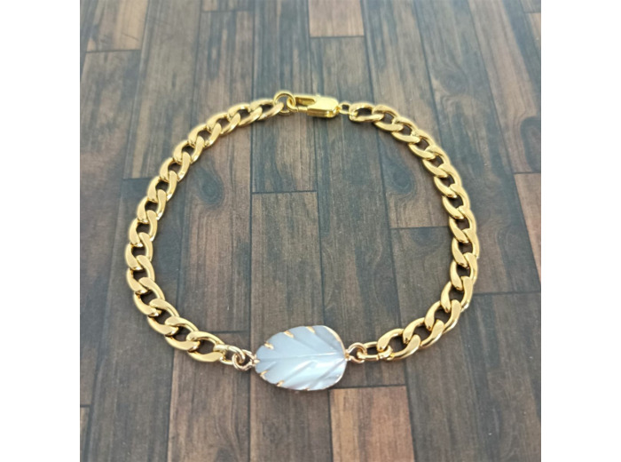 Bracelet acier inox doré et feuille nacre/doré 1