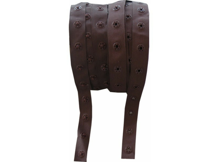 Boutons pression sur bande marron