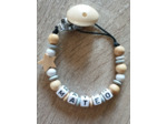 Attache sucette prénom personnalise Bois, gris et blanc
