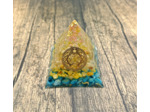 Pyramide orgonite n°4   5x5cm