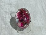 Bague résine ovale argenté fleur fushia #14