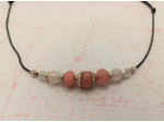 Tour de cou rhodochrosite/quartz rose argenté sur cordon noir