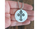 Collier nacre et croix en acier inoxydable