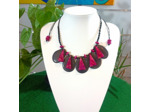 Collier Lisa marron-fuchsia en ivoire végétal