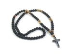 Collier avec pendentif croix en hématite